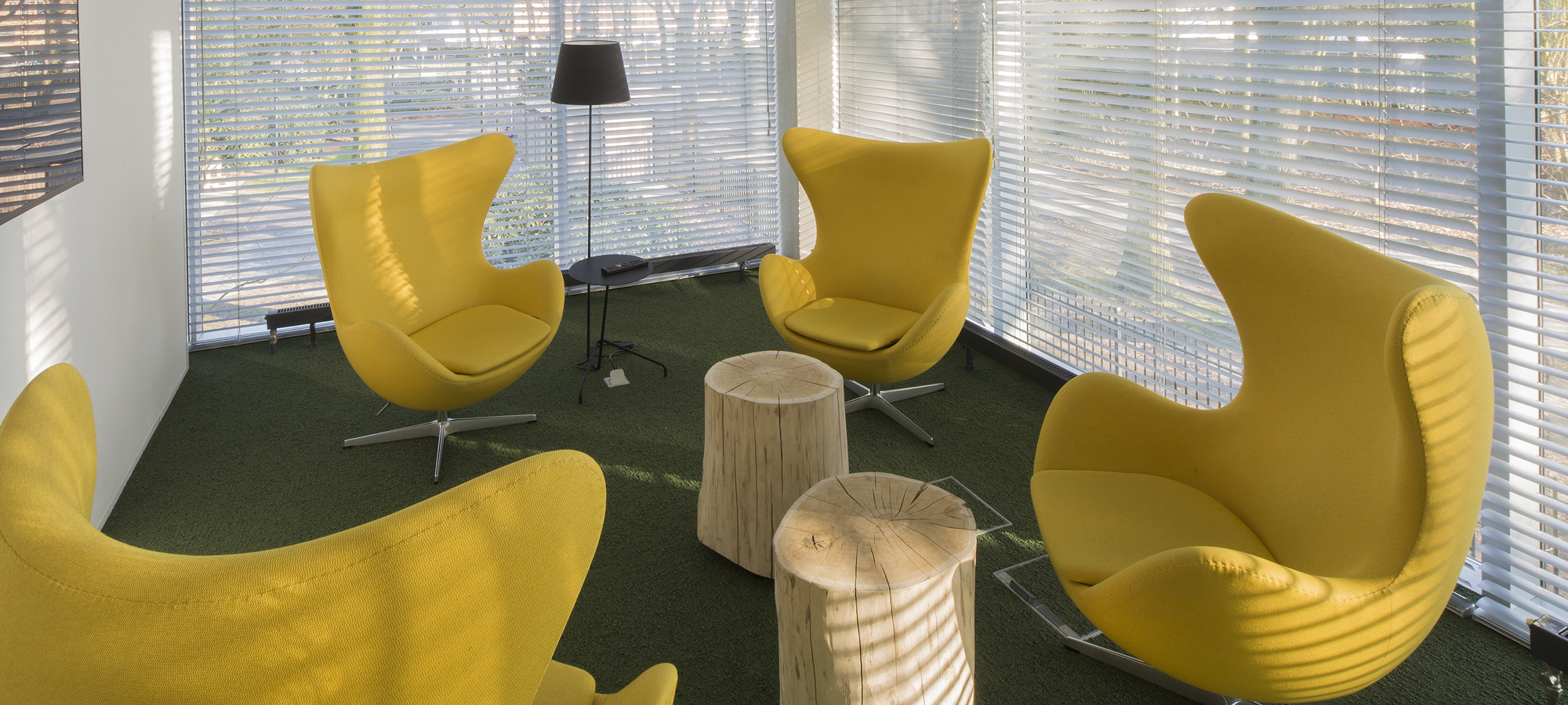 BOM Lounge