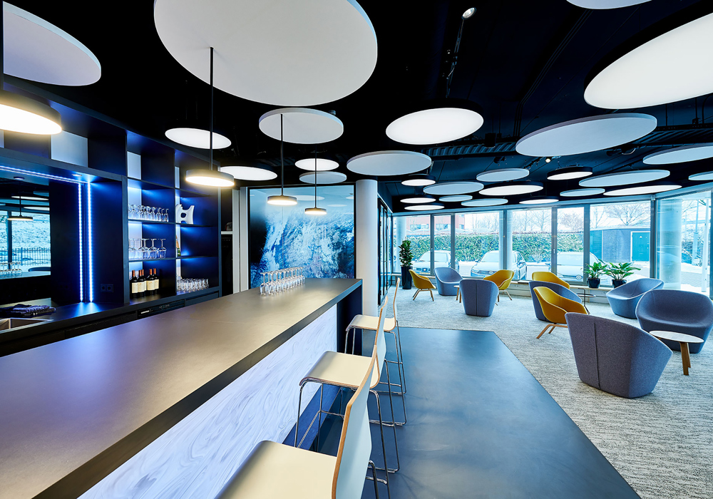 Trilux Bar