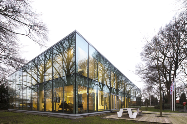 BOM Architectuur