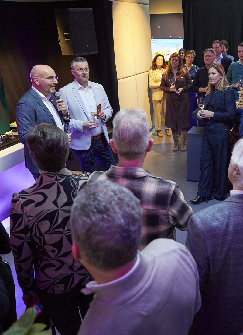 LR Q4 Wijnproeverij 24 9655